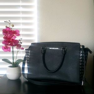 Michael Kors Large Selma Grommet